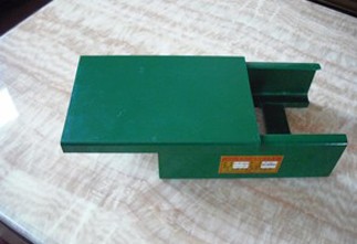 本公司鋼網(wǎng)橋架是新一代產(chǎn)品通過多項(xiàng)認(rèn)證檢測(cè)